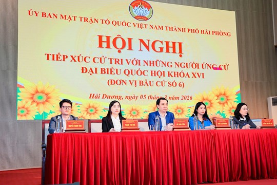 Trưởng ban Tuyên giáo Cơ quan UBTƯ MTTQ Việt Nam Vũ Văn Tiến trình bày chương trình hành động với cử tri Hải Phòng- Ảnh 7.