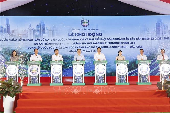 Chủ tịch Quốc hội Trần Thanh Mẫn: Đồng Nai&nbsp;không được phép để xảy ra bất kỳ sai sót nào trong công tác bầu cử- Ảnh 4.