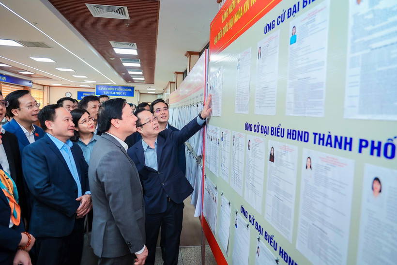 Bầu cử Quốc hội khóa XVI: Đảm bảo ngày bầu cử thực sự trở thành ngày hội của toàn dân- Ảnh 1.