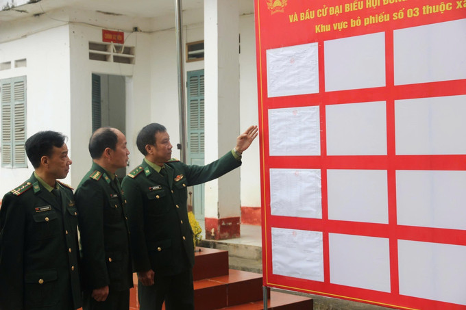 Bầu cử Quốc hội và HĐND: Không khí rộn rã trước ngày hội lớn- Ảnh 4.