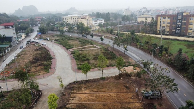 Xã cách Mỹ Đình (Hà Nội) 18km vừa đấu giá 13 thửa đất, cao nhất lên đến gần 160 triệu/m2- Ảnh 1.