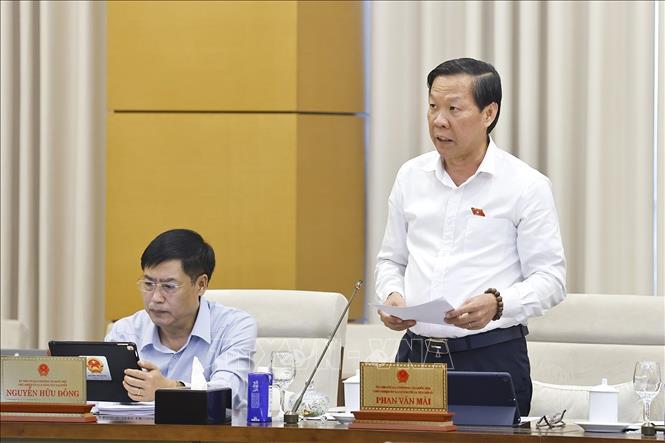 Khai mạc Phiên họp thứ 56 của Ủy ban Thường vụ Quốc hội khóa XV- Ảnh 6.