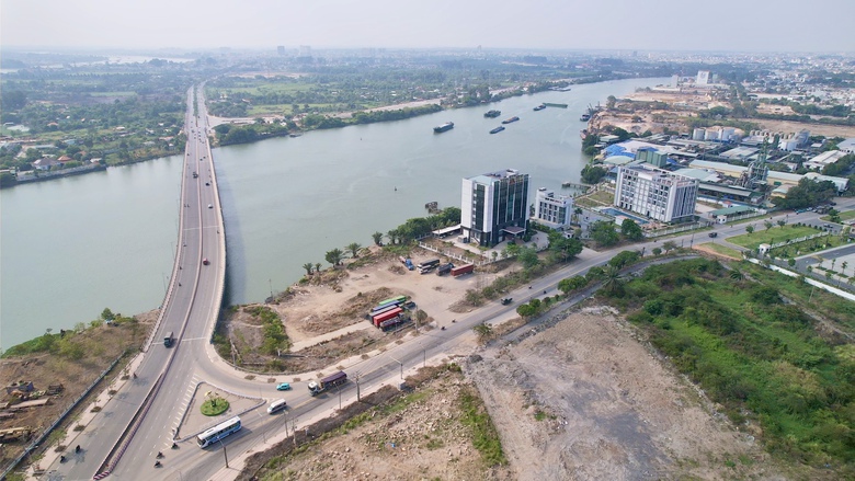 TP tương lai của Việt Nam mạnh tay siết quản lý đất công, ra thời hạn 'nóng' với 23 xã/phường trên địa bàn- Ảnh 2. TP tương lai của Việt Nam mạnh tay siết quản lý đất công, ra thời hạn 'nóng' với 23 xã/phường trên địa bàn- Ảnh 2.