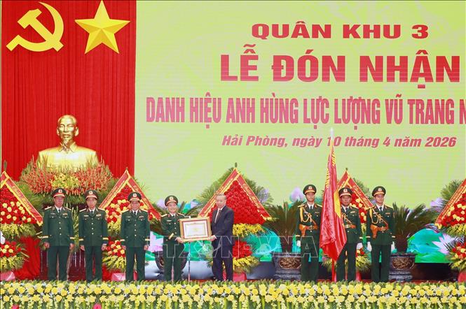 Tổng Bí thư, Chủ tịch nước Tô Lâm: Xây dựng lực lượng vũ trang Quân khu 3 vững mạnh toàn diện- Ảnh 2. Tổng Bí thư, Chủ tịch nước Tô Lâm: Xây dựng lực lượng vũ trang Quân khu 3 vững mạnh toàn diện- Ảnh 2.