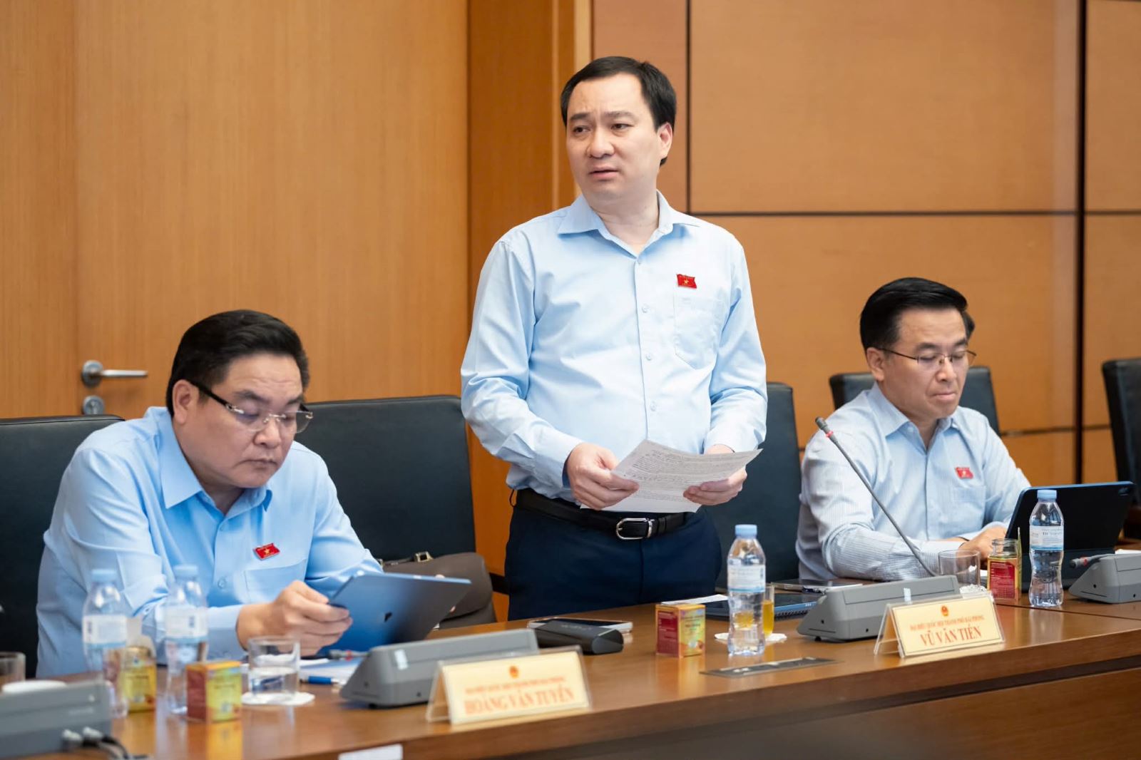 Thủ tướng Lê Minh Hưng: Khơi thông hàng nghìn dự án tồn đọng để góp phần cho việc tăng trưởng- Ảnh 1. Thủ tướng Lê Minh Hưng: Khơi thông hàng nghìn dự án tồn đọng để góp phần cho việc tăng trưởng- Ảnh 1.