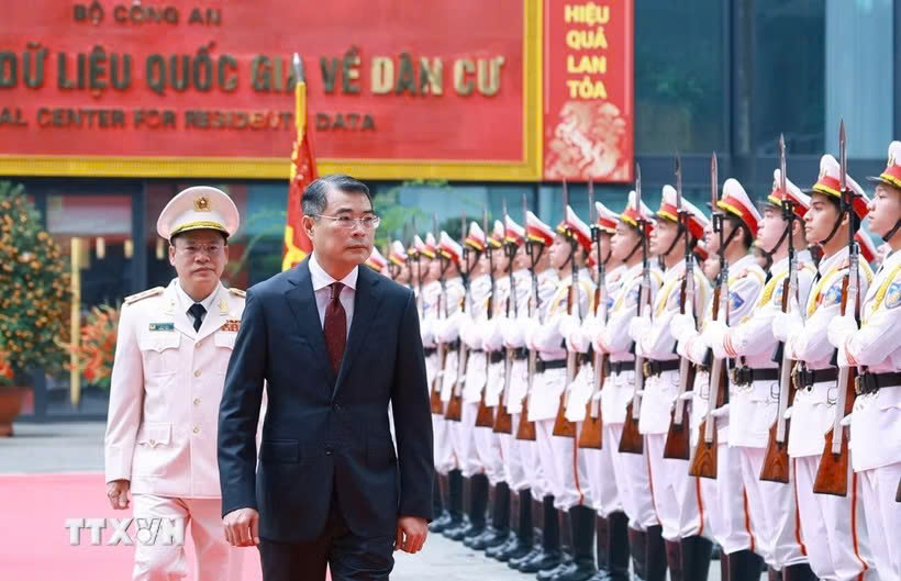 Thủ tướng: Hiện đại hóa phương thức quản trị, xây dựng nền hành chính phục vụ- Ảnh 1.