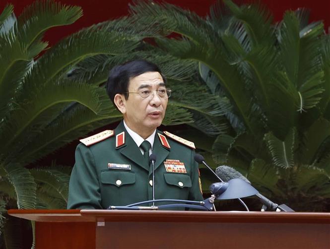 Hội nghị công bố Quyết định của Bộ Chính trị về công tác cán bộ- Ảnh 8.