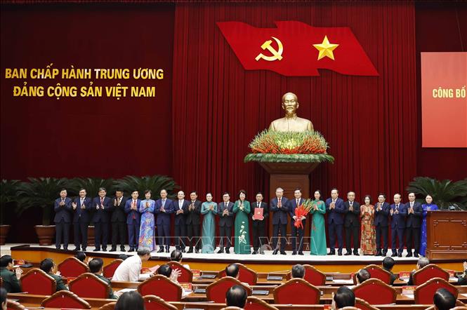 Hội nghị công bố Quyết định của Bộ Chính trị về công tác cán bộ- Ảnh 7.