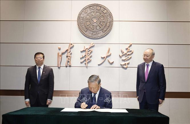 Tổng Bí thư, Chủ tịch nước Tô Lâm phát biểu chính sách tại Đại học Thanh Hoa (Trung Quốc)- Ảnh 4. Tổng Bí thư, Chủ tịch nước Tô Lâm phát biểu chính sách tại Đại học Thanh Hoa (Trung Quốc)- Ảnh 4.