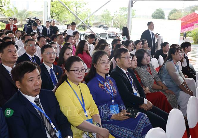 Tổng Bí thư, Chủ tịch nước Tô Lâm dự Lễ khởi động Liên hoan nhân dân biên giới Việt Nam – Trung Quốc năm 2026- Ảnh 5.