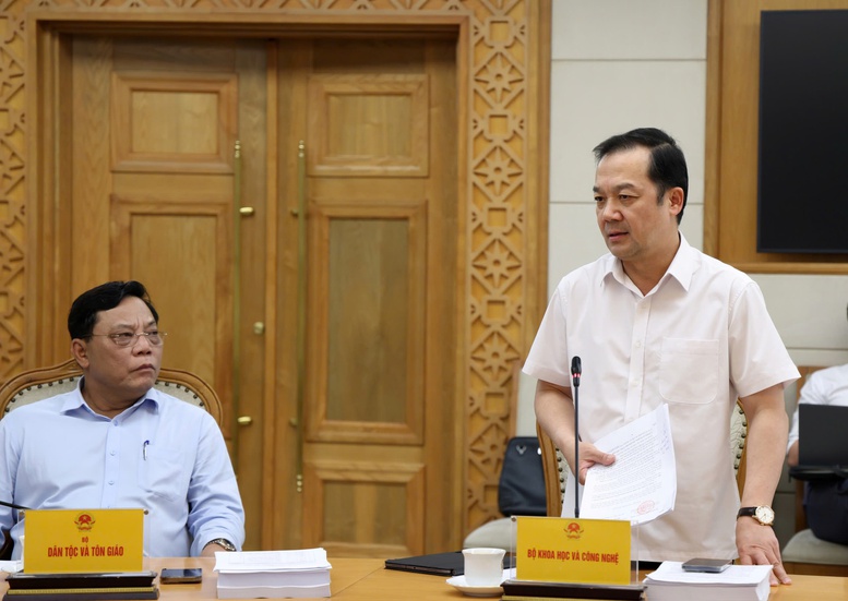 Thực chất trong cải cách thủ tục hành chính, 'dứt khoát không được cắt chỗ này nhưng ghép vào chỗ khác'- Ảnh 4.