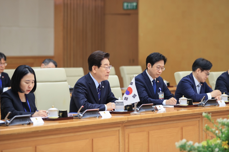 Thủ tướng Lê Minh Hưng hội kiến Tổng thống Hàn Quốc- Ảnh 6.