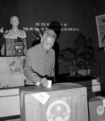 50 năm Ngày Tổng tuyển cử bầu Quốc hội của nước Việt Nam thống nhất (25/4/1976-25/4/2026): Mốc son trong lịch sử nước nhà- Ảnh 21.