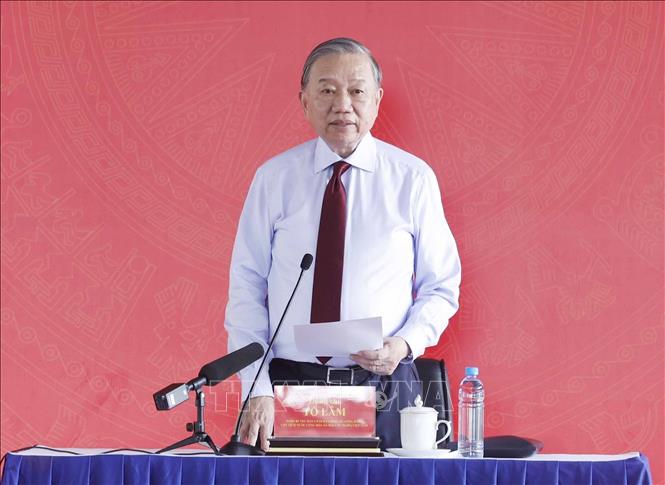 Tổng Bí thư, Chủ tịch nước Tô Lâm thăm, động viên công nhân, người lao động tại TP Hồ Chí Minh- Ảnh 2.