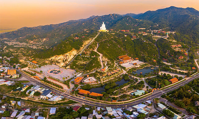 Xã Cát Tiến sẽ trở thành khu vực phát triển đô thị, thương mại, dịch vụ, du lịch sinh thái, lịch sử và kinh tế biển. Nguồn ảnh: Internet