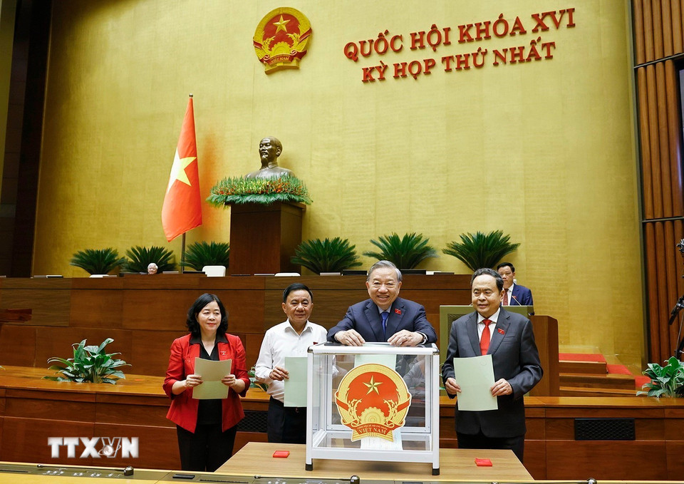 Quốc hội tiếp tục công tác nhân sự, kiện toàn bộ máy lãnh đạo- Ảnh 1.