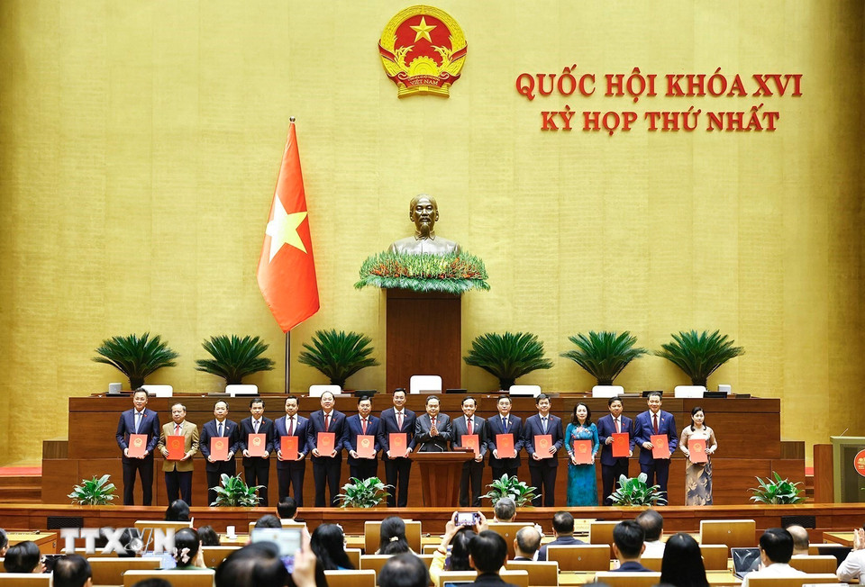 Quốc hội tiếp tục công tác nhân sự, kiện toàn bộ máy lãnh đạo- Ảnh 7.