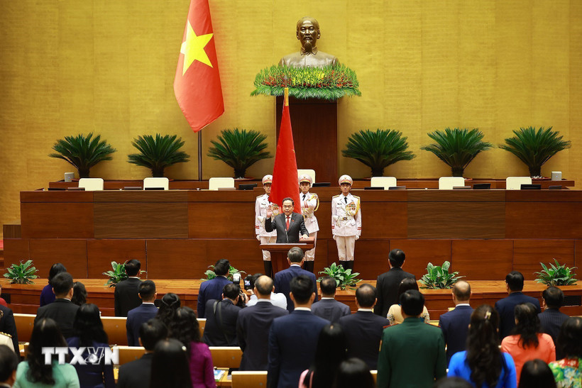 Thông qua Nghị quyết bầu ông Trần Thanh Mẫn làm Chủ tịch Quốc hội khóa XVI- Ảnh 1.