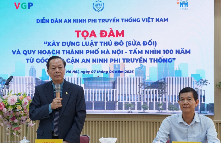 Quy hoạch Hà Nội 100 năm: Đề xuất gắn Luật Thủ đô với tầm nhìn dài hạn để giải bài toán đô thị- Ảnh 1.