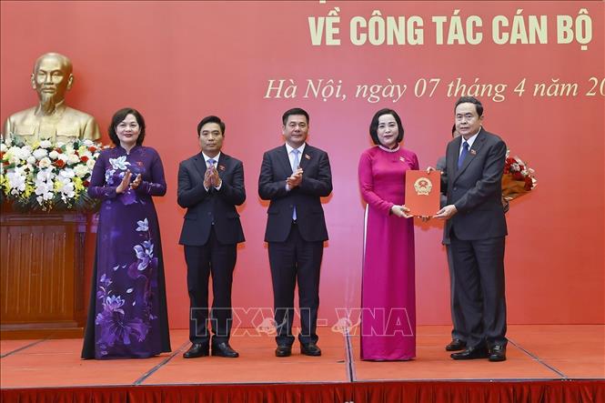 Chủ tịch Quốc hội dự Lễ công bố, trao Nghị quyết của Quốc hội, UBTVQH về công tác cán bộ- Ảnh 2. Chủ tịch Quốc hội dự Lễ công bố, trao Nghị quyết của Quốc hội, UBTVQH về công tác cán bộ- Ảnh 2.