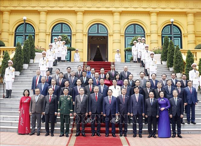 Tổng Bí thư, Chủ tịch nước chủ trì hội nghị công bố các quyết định đối với Chính phủ- Ảnh 8. Tổng Bí thư, Chủ tịch nước chủ trì hội nghị công bố các quyết định đối với Chính phủ- Ảnh 8.