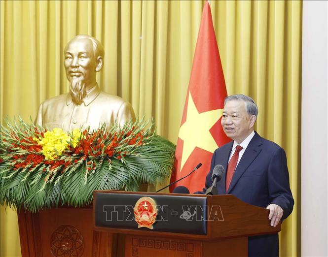 Tổng Bí thư, Chủ tịch nước Tô Lâm trao quyết định bổ nhiệm Thẩm phán TAND tối cao- Ảnh 5.