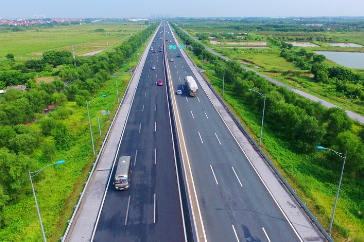 Quốc lộ nối Thủ đô đến tỉnh có sân bay lớn nhất miền Bắc sắp được nâng cấp thành cao tốc với vốn đầu tư 12.000 tỷ- Ảnh 1.