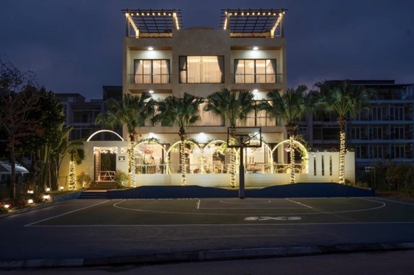 Nữ NSƯT là trưởng khoa học viện sở hữu biệt thự 1.000m2 ven biển có hồ bơi, sân bóng rổ, view thẳng vịnh- Ảnh 5. Nữ NSƯT là trưởng khoa học viện sở hữu biệt thự 1.000m2 ven biển có hồ bơi, sân bóng rổ, view thẳng vịnh- Ảnh 5.