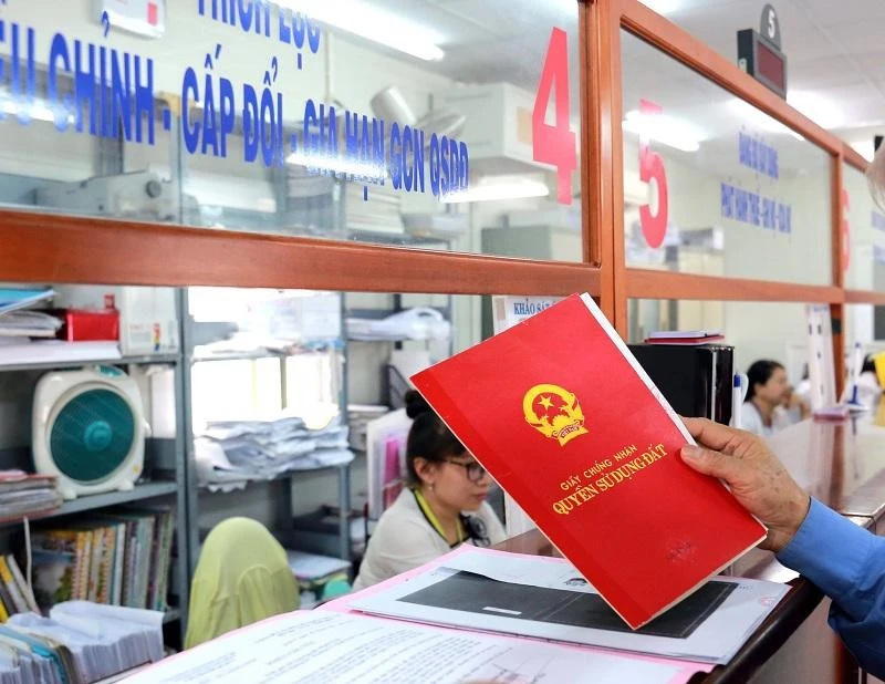 Từ năm 2027, dự kiến thẩm quyền cấp sổ đỏ sẽ có thay đổi quan trọng- Ảnh 1.