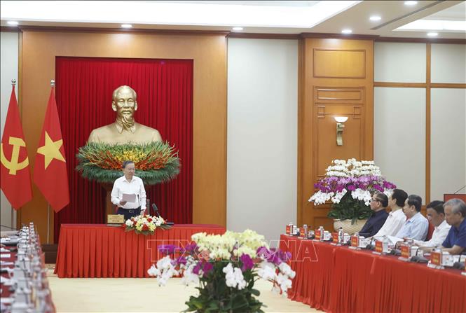 Tổng Bí thư, Chủ tịch nước chủ trì Phiên họp BCĐ tổng kết 100 năm Đảng lãnh đạo cách mạng Việt Nam- Ảnh 5.