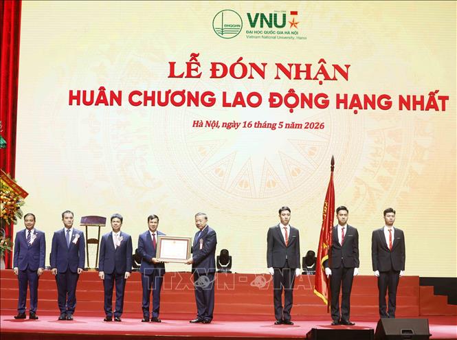 Tổng Bí thư, Chủ tịch nước Tô Lâm: Đại học Quốc gia Hà Nội tiếp tục vươn lên trở thành biểu tượng của trí tuệ Việt Nam- Ảnh 1.