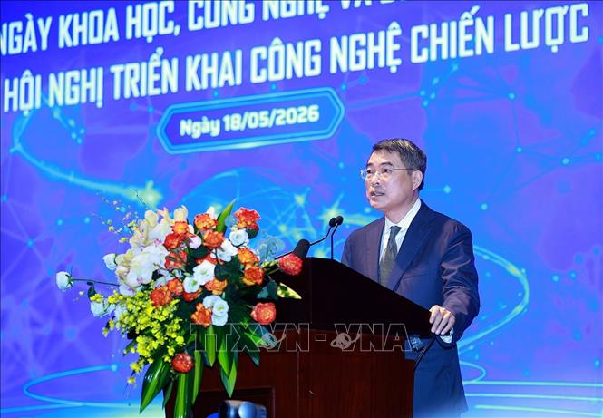 Thủ tướng Lê Minh Hưng: 'Chìa khóa vàng' khoa học công nghệ, đổi mới sáng tạo- Ảnh 4. Thủ tướng Lê Minh Hưng: 'Chìa khóa vàng' khoa học công nghệ, đổi mới sáng tạo- Ảnh 4.