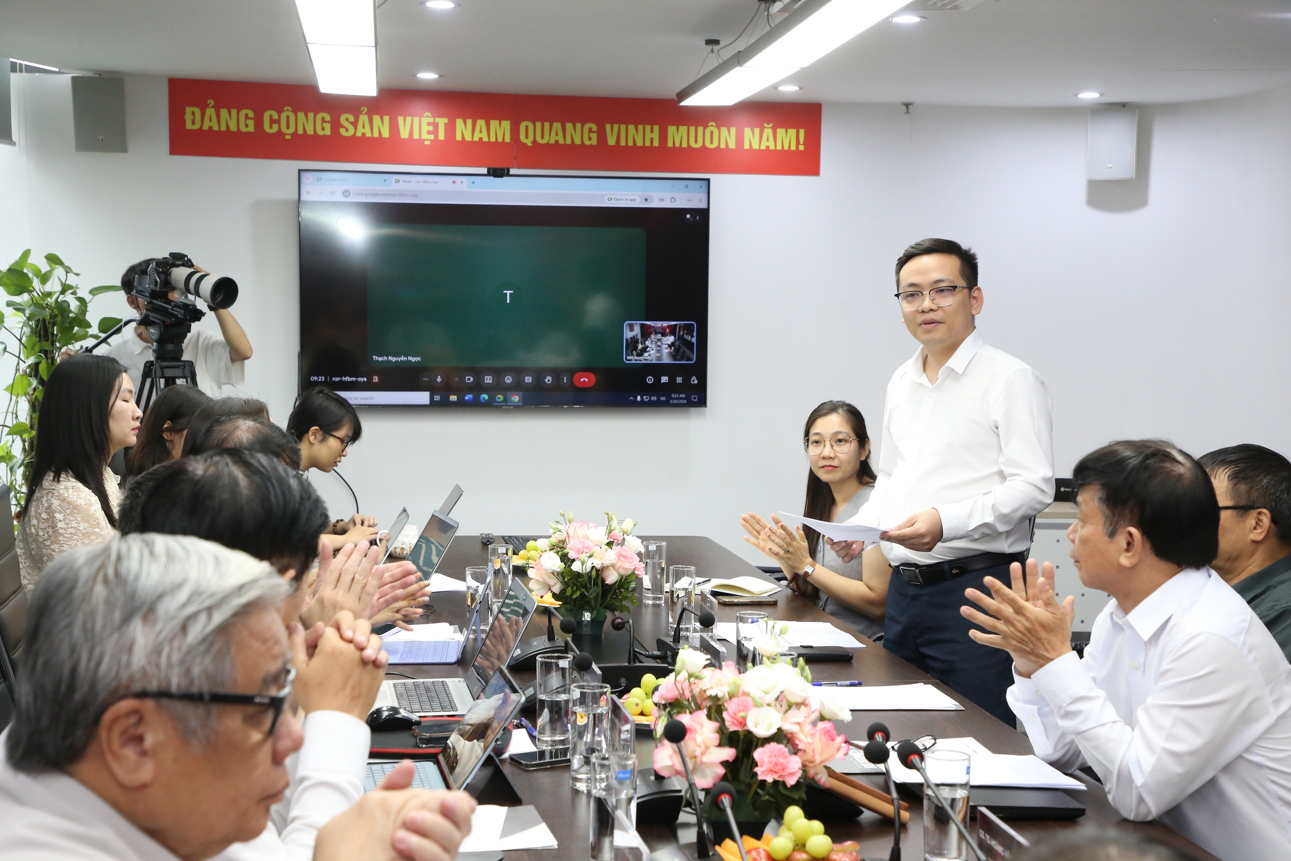 Họp Hội đồng Chung khảo Giải thưởng Quốc gia Bất động sản Việt Nam lần thứ II: Đánh giá khách quan, toàn diện để tìm ra những "viên ngọc" xứng đáng vinh danh- Ảnh 3. Họp Hội đồng Chung khảo Giải thưởng Quốc gia Bất động sản Việt Nam lần thứ II: Đánh giá khách quan, toàn diện để tìm ra những "viên ngọc" xứng đáng vinh danh- Ảnh 3.