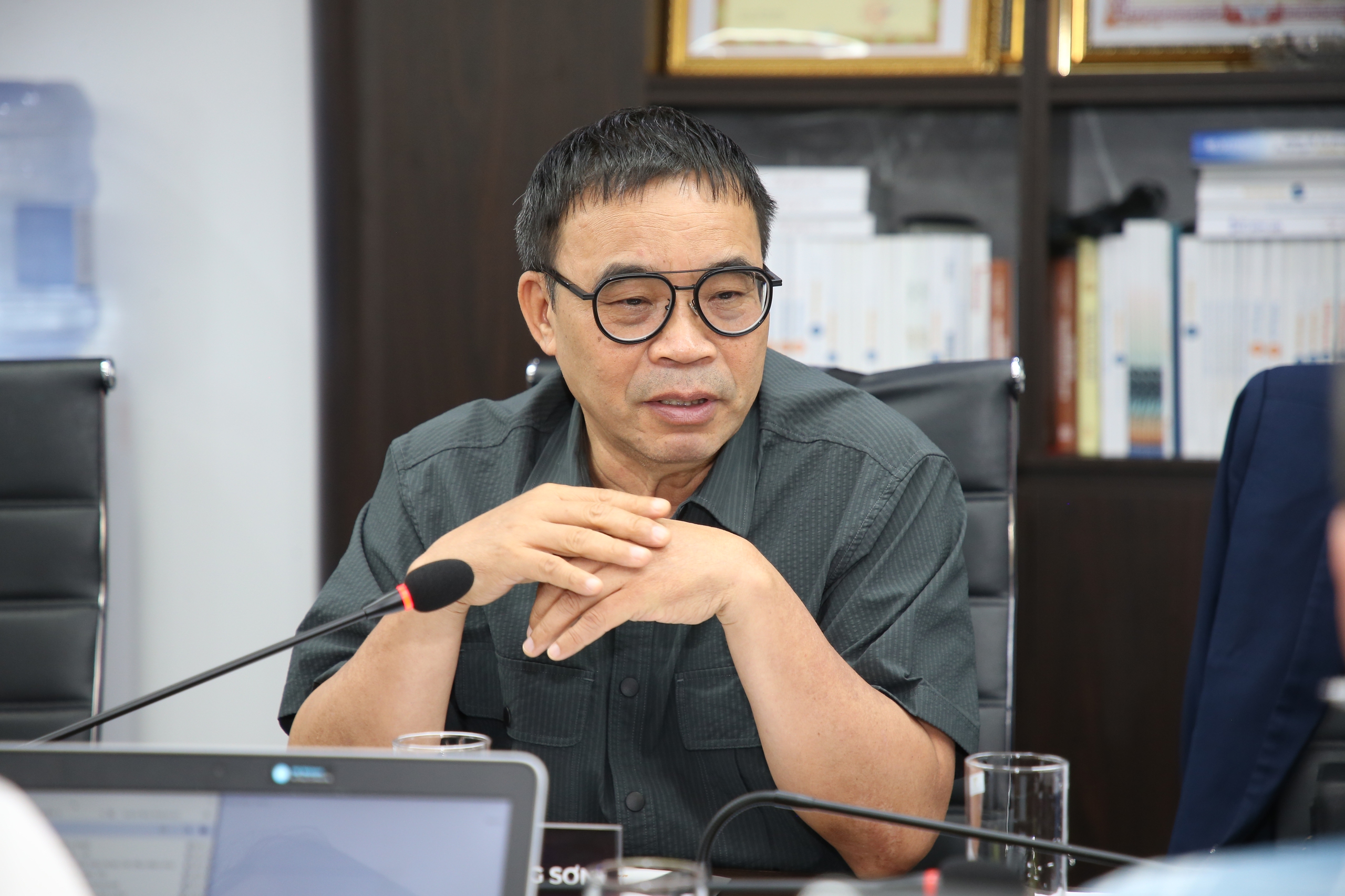 Họp Hội đồng Chung khảo Giải thưởng Quốc gia Bất động sản Việt Nam lần thứ II: Đánh giá khách quan, toàn diện để tìm ra những "viên ngọc" xứng đáng vinh danh- Ảnh 4. Họp Hội đồng Chung khảo Giải thưởng Quốc gia Bất động sản Việt Nam lần thứ II: Đánh giá khách quan, toàn diện để tìm ra những "viên ngọc" xứng đáng vinh danh- Ảnh 4.