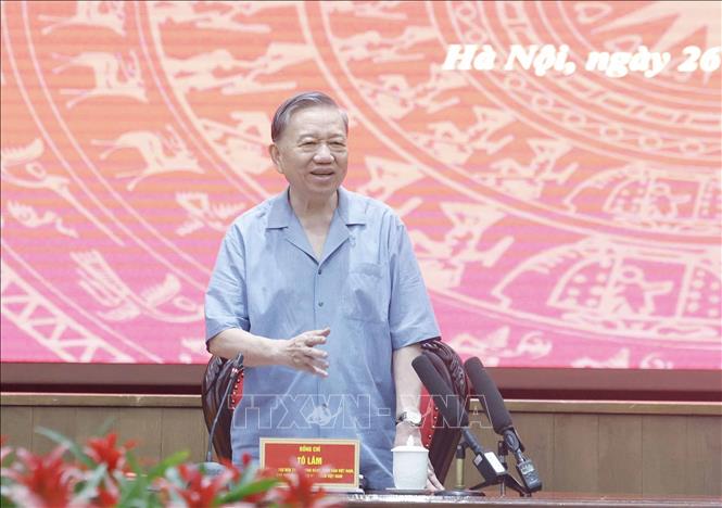 Thông qua dự thảo Báo cáo kết quả kiểm tra, giám sát (đợt 2) đối với Ban Thường vụ Thành ủy Hà Nội- Ảnh 2. Thông qua dự thảo Báo cáo kết quả kiểm tra, giám sát (đợt 2) đối với Ban Thường vụ Thành ủy Hà Nội- Ảnh 2.
