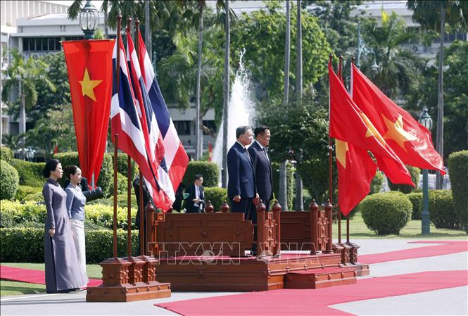 Lễ đón Tổng Bí thư, Chủ tịch nước Tô Lâm và Phu nhân thăm chính thức Vương quốc Thái Lan- Ảnh 6. Lễ đón Tổng Bí thư, Chủ tịch nước Tô Lâm và Phu nhân thăm chính thức Vương quốc Thái Lan- Ảnh 6.