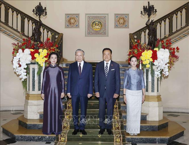 Lễ đón Tổng Bí thư, Chủ tịch nước Tô Lâm và Phu nhân thăm chính thức Vương quốc Thái Lan- Ảnh 7. Lễ đón Tổng Bí thư, Chủ tịch nước Tô Lâm và Phu nhân thăm chính thức Vương quốc Thái Lan- Ảnh 7.