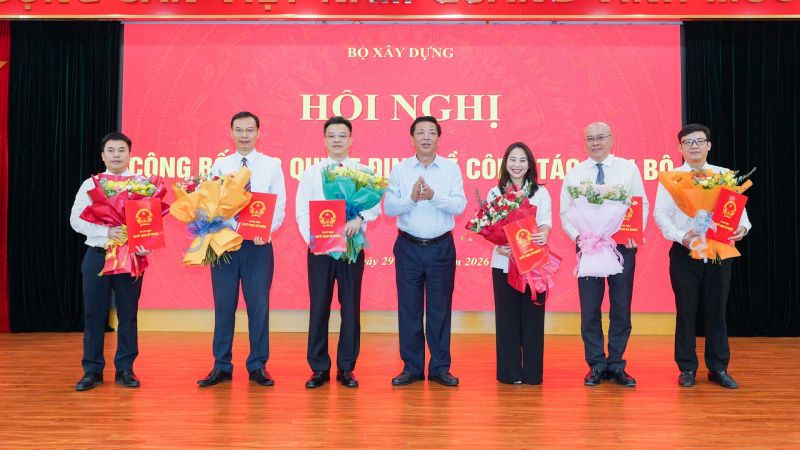 Bộ Xây dựng tái bổ nhiệm nhà báo Nguyễn Thái Bình làm Tổng Biên tập Tạp chí Xây dựng- Ảnh 1.