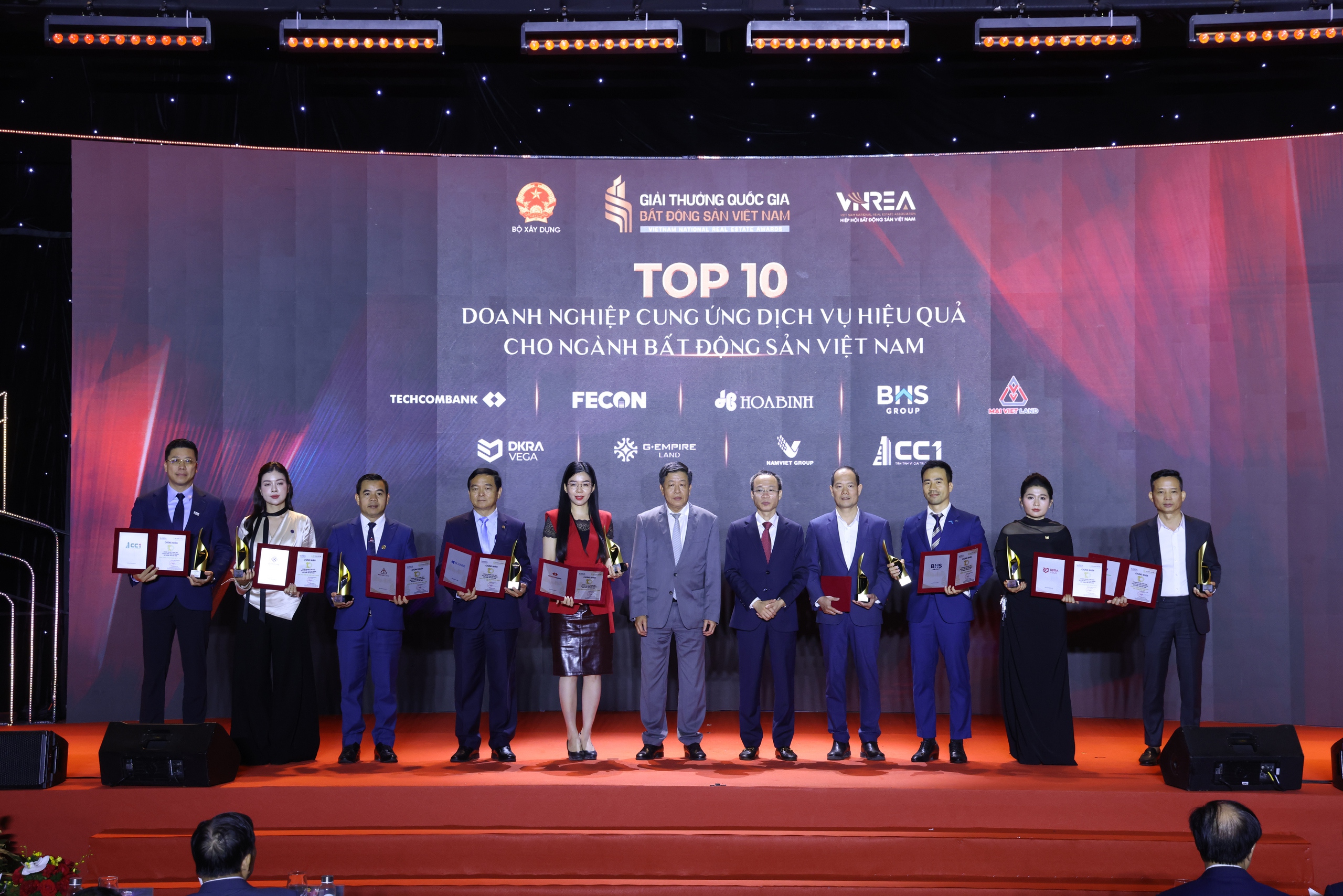 FECON: Hành trình hơn 22 năm kiến tạo nền móng cho hơn 600 công trình- Ảnh 8. FECON: Hành trình hơn 22 năm kiến tạo nền móng cho hơn 600 công trình- Ảnh 8.