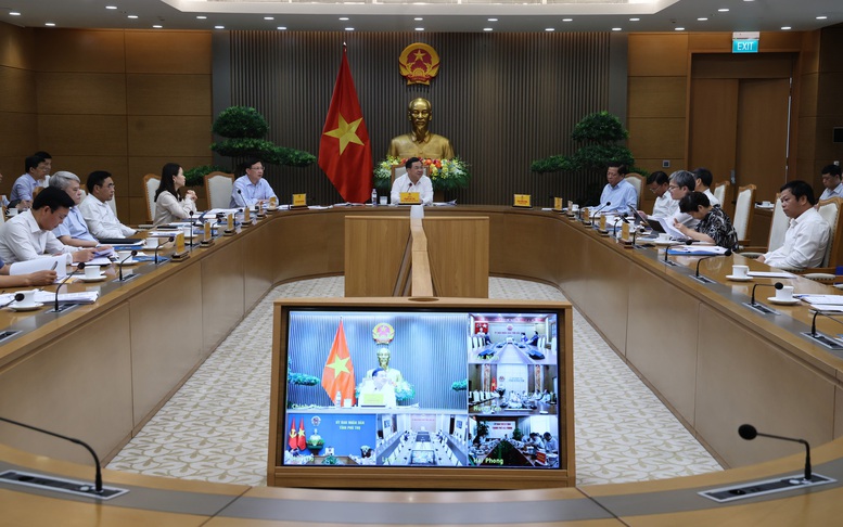 Đường sắt Lào Cai - Hà Nội - Hải Phòng: Phó Thủ tướng yêu cầu bảo đảm tiến độ và chất lượng kỹ thuật - Ảnh 1. Đường sắt Lào Cai - Hà Nội - Hải Phòng: Phó Thủ tướng yêu cầu bảo đảm tiến độ và chất lượng kỹ thuật - Ảnh 1.
