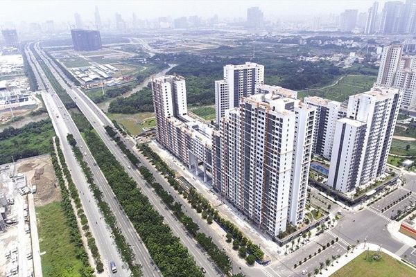 Tháo gỡ vướng mắc, TP.HCM tăng tốc cấp sổ hồng cho người mua nhà - Ảnh 3.