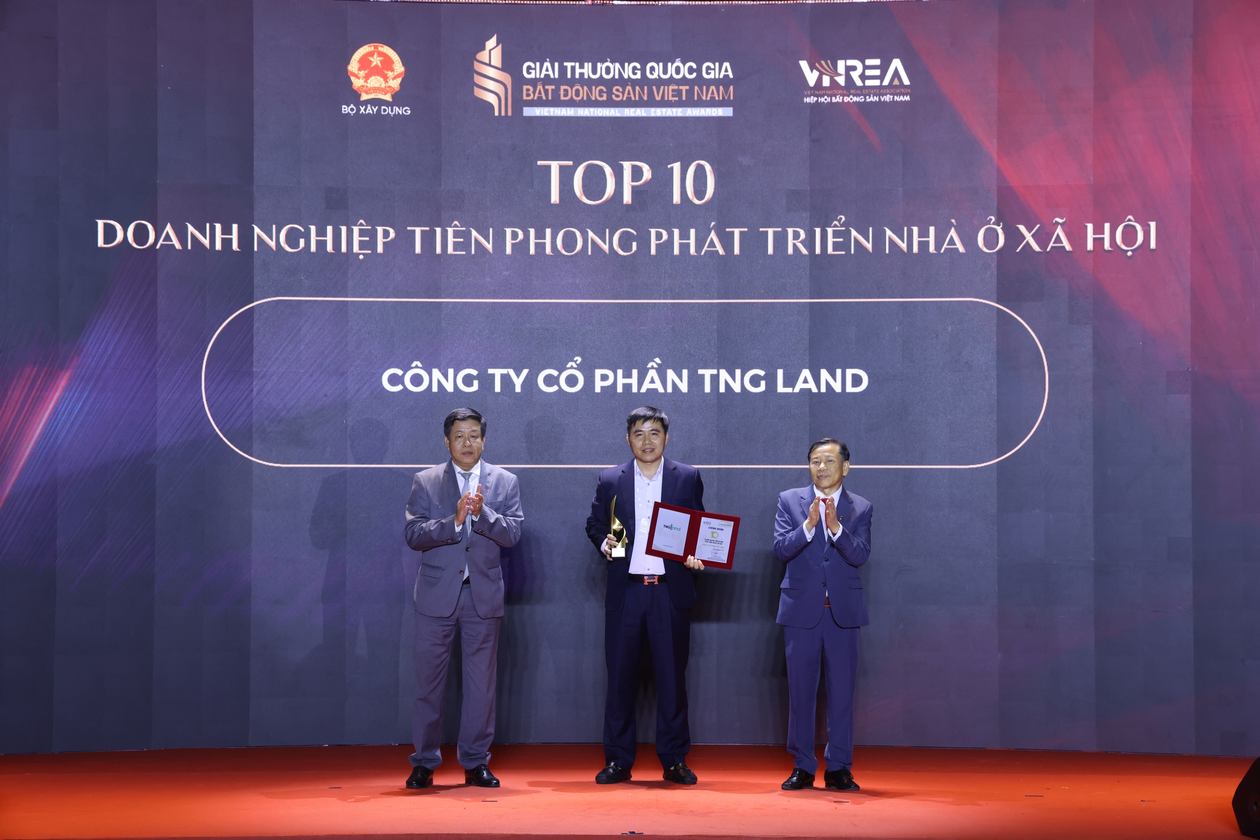 Tôn vinh Top 10 doanh nghiệp tiên phong phát triển nhà ở xã hội- Ảnh 9.