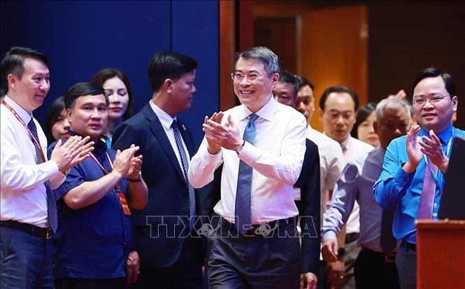Thủ tướng: Đưa năng suất lao động trở thành động lực quan trọng của tăng trưởng bền vững- Ảnh 1.