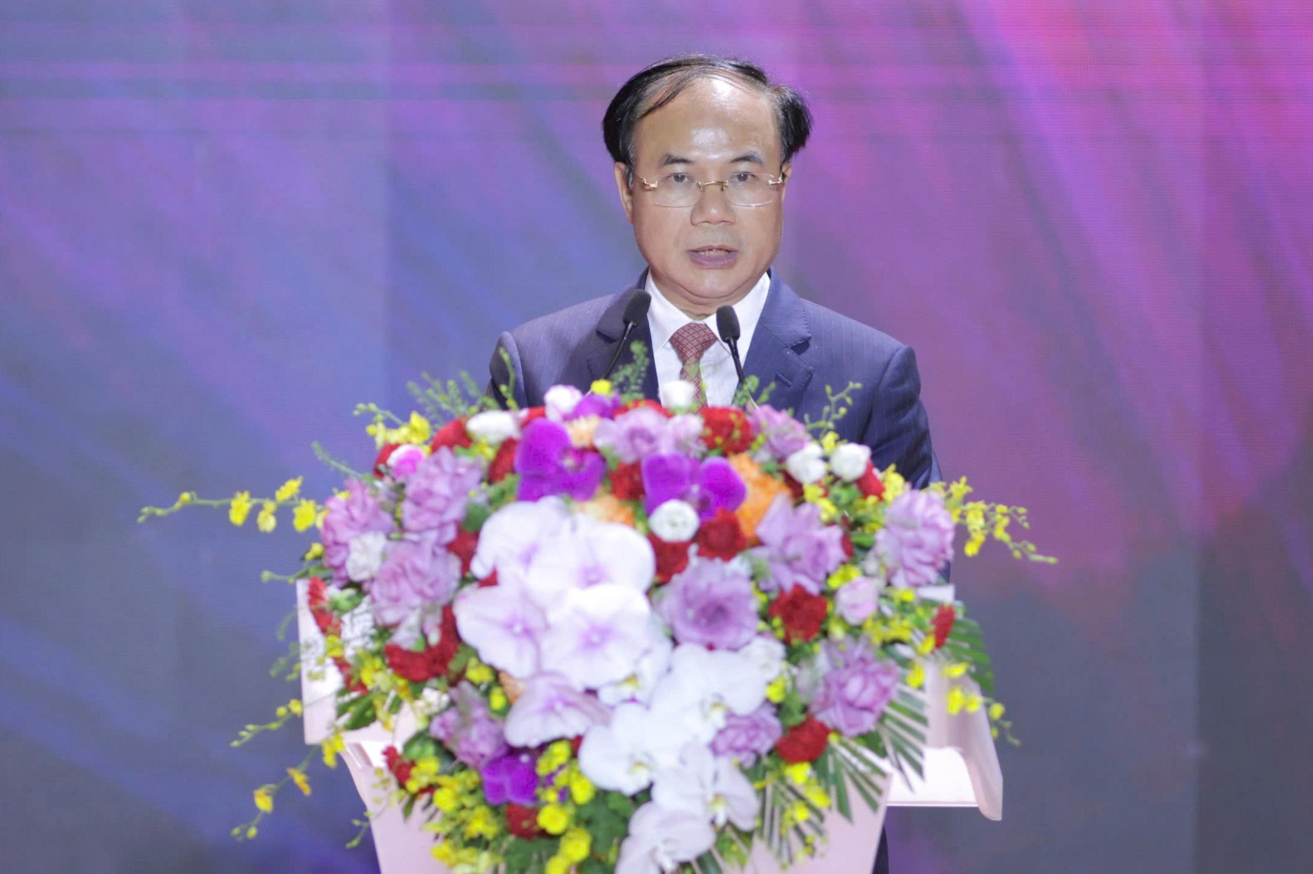 Giải thưởng Quốc gia Bất động sản Việt Nam lần thứ II và cuộc "chuyển mình" của thị trường địa ốc- Ảnh 1. Giải thưởng Quốc gia Bất động sản Việt Nam lần thứ II và cuộc "chuyển mình" của thị trường địa ốc- Ảnh 1.