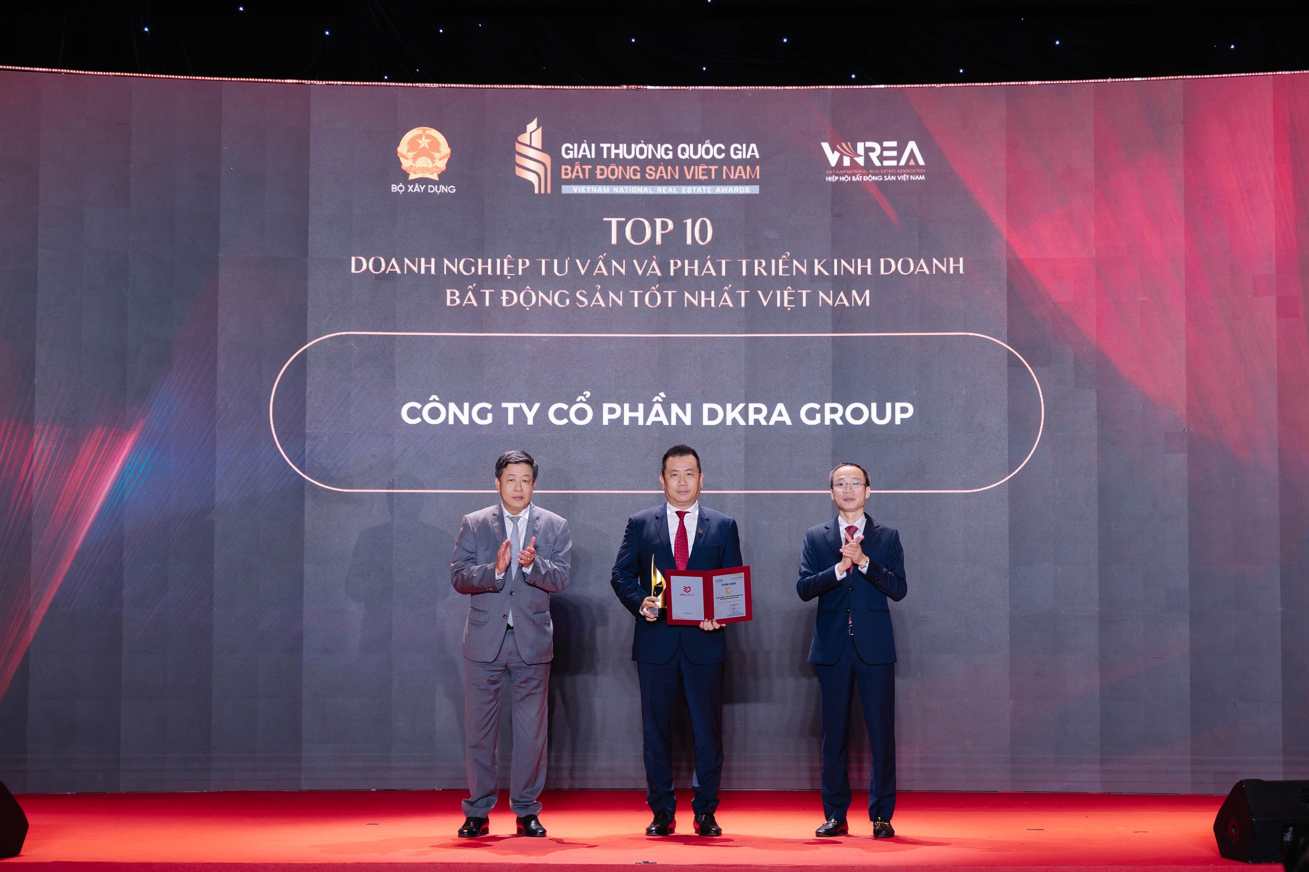 "Điểm mặt" Top 10 doanh nghiệp tư vấn và phát triển kinh doanh bất động sản tốt nhất Việt Nam- Ảnh 2. "Điểm mặt" Top 10 doanh nghiệp tư vấn và phát triển kinh doanh bất động sản tốt nhất Việt Nam- Ảnh 2.