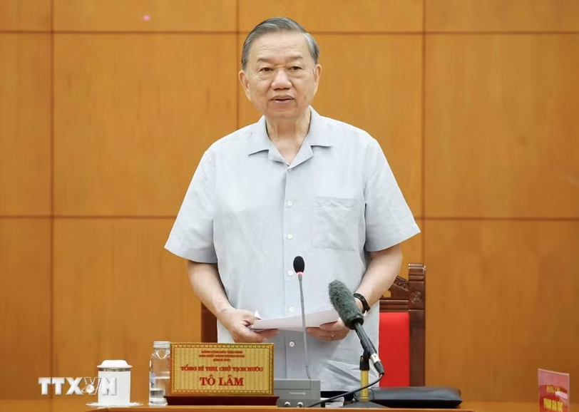Tổng Bí thư, Chủ tịch nước: Cần đổi mới tư duy và tầm nhìn phát triển biển- Ảnh 1. Tổng Bí thư, Chủ tịch nước: Cần đổi mới tư duy và tầm nhìn phát triển biển- Ảnh 1.