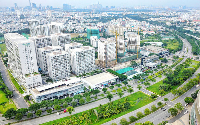 Loạt doanh nghiệp bất động sản dự báo lợi nhuận đi lùi quý II, chuyện gì đang xảy ra? - Ảnh 1.