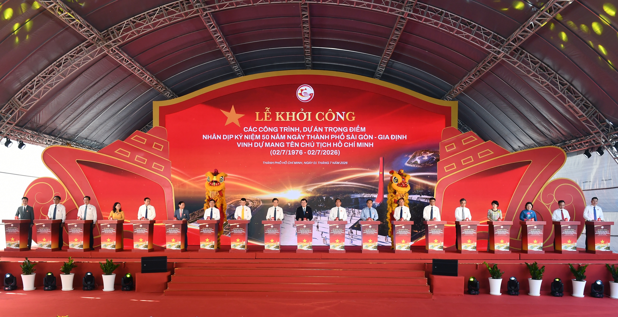 Thành phố Hồ Chí Minh khởi công đồng loạt 8 dự án trọng điểm 10 tỷ USD, mở rộng không gian phát triển hướng biển - Ảnh 1.