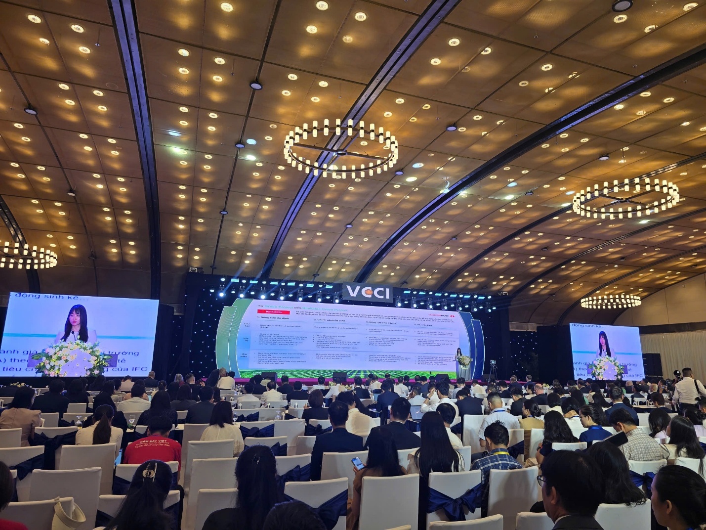 Techcombank được vinh danh trong Top 10 Net Zero Việt Nam 2026: Khẳng định vị thế tiên phong trong lĩnh vực tài chính xanh tại Việt Nam- Ảnh 5.