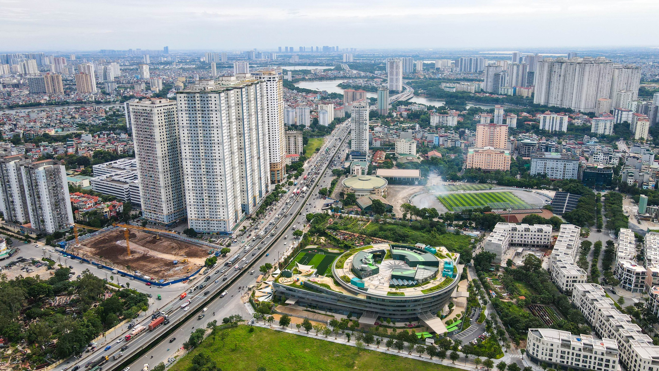 Thị trường bất động sản nửa cuối năm 2026: Quy hoạch, hạ tầng và dòng tiền định hình diện mạo mới - Ảnh 1.